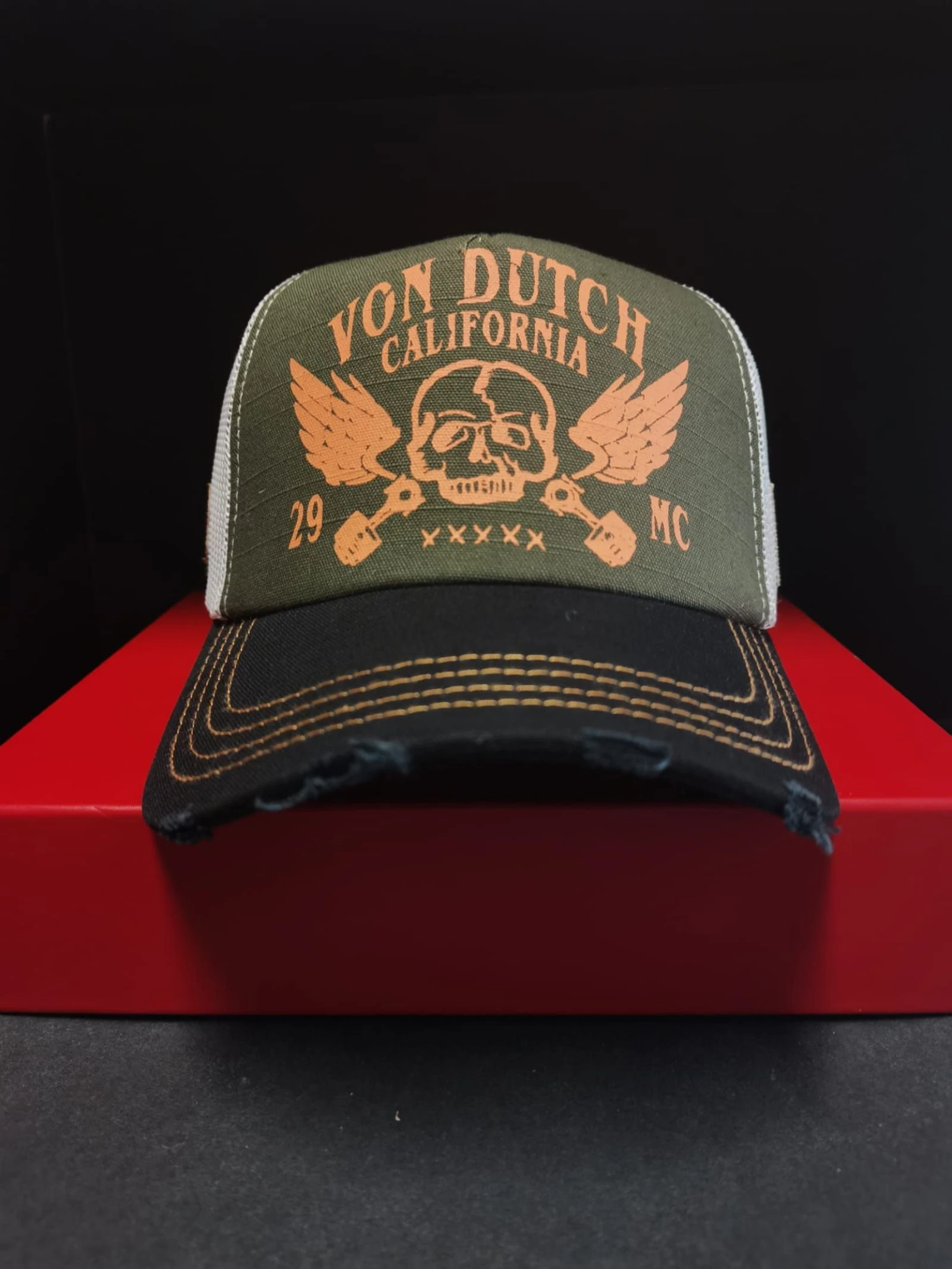 Von Ducht Cap – photo 2